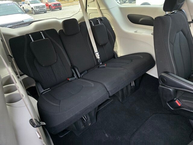 2024 Chrysler Voyager LX Passenger Van