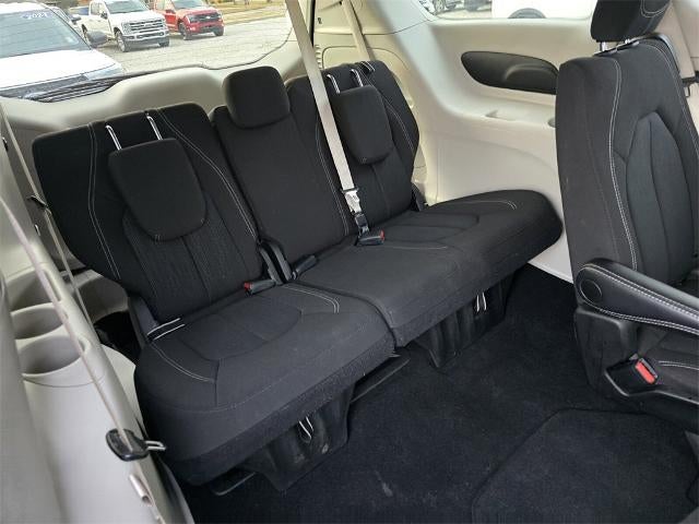 2024 Chrysler Voyager LX Passenger Van