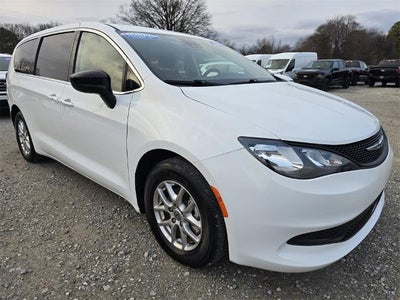 2024 Chrysler Voyager LX Passenger Van