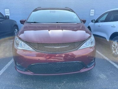 2019 Chrysler Pacifica Touring L Plus Front-wheel Drive Passenger Van