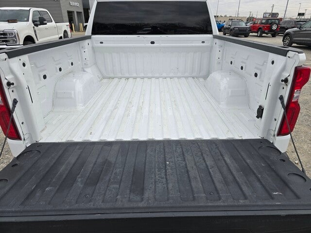 2023 Chevrolet Silverado 1500 RST 4x4 Crew Cab 5.75 ft. box 147.4 in. WB