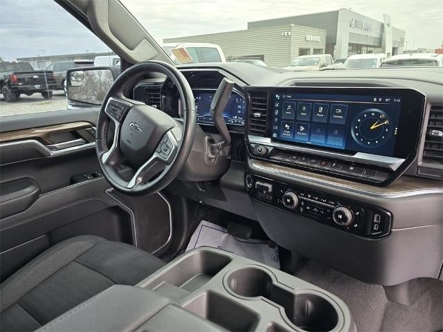 2023 Chevrolet Silverado 1500 RST 4x4 Crew Cab 5.75 ft. box 147.4 in. WB