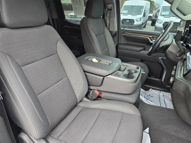 2023 Chevrolet Silverado 1500 RST 4x4 Crew Cab 5.75 ft. box 147.4 in. WB