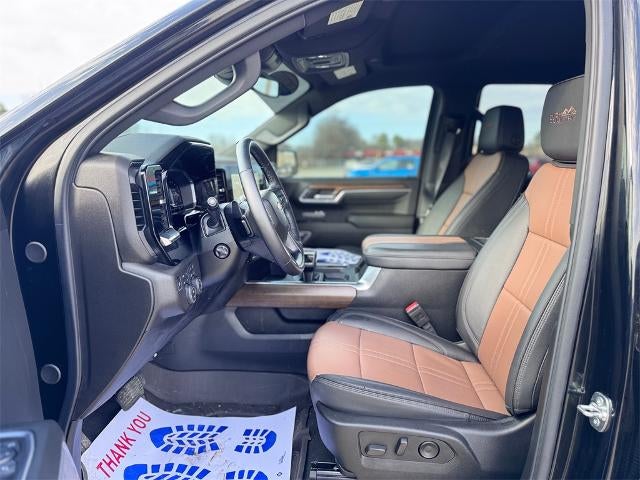 2025 Chevrolet Silverado 1500 High Country 4x4 Crew Cab 5.75 ft. box 147.4 in. WB