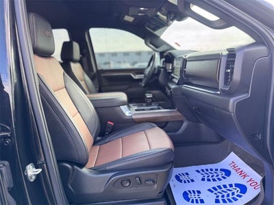 2025 Chevrolet Silverado 1500 High Country 4x4 Crew Cab 5.75 ft. box 147.4 in. WB