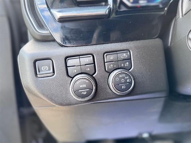 2025 Chevrolet Silverado 1500 High Country 4x4 Crew Cab 5.75 ft. box 147.4 in. WB