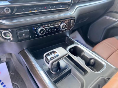 2025 Chevrolet Silverado 1500 High Country 4x4 Crew Cab 5.75 ft. box 147.4 in. WB