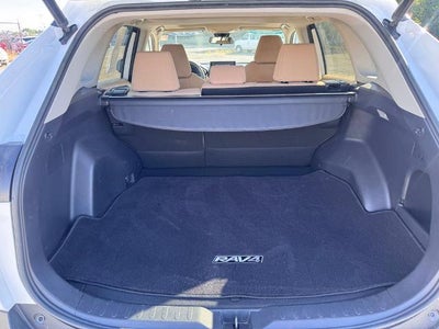 2019 Toyota RAV4 XLE Front-wheel Drive