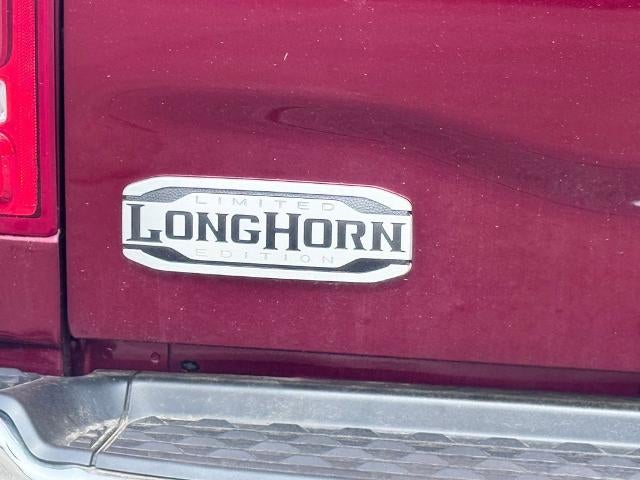 2022 RAM 3500 Longhorn 4x2 Crew Cab 6.3 ft. box 149.5 in. WB SRW