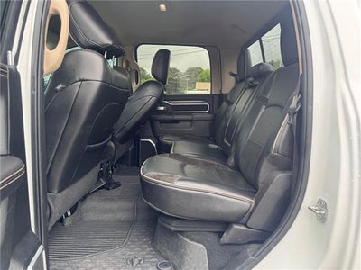 2022 RAM 3500 Laramie 4x4 Crew Cab 8 ft. box 169.5 in. WB