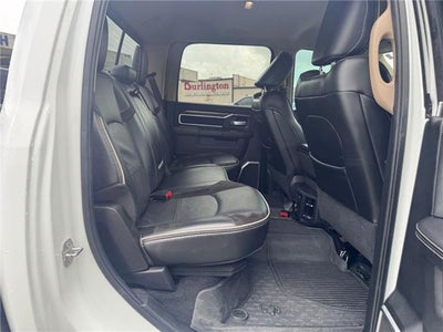 2022 RAM 3500 Laramie 4x4 Crew Cab 8 ft. box 169.5 in. WB