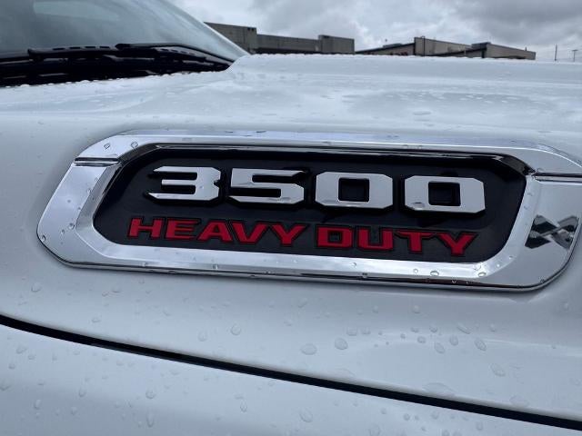 2022 RAM 3500 Laramie 4x4 Crew Cab 8 ft. box 169.5 in. WB