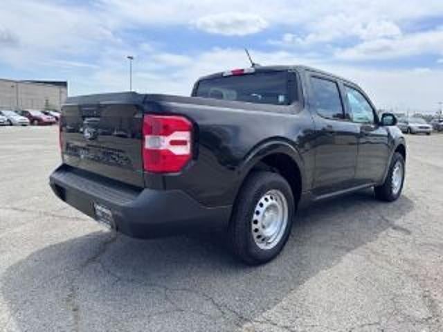 2025 Ford Maverick XL All-Wheel Drive SuperCrew 4.5 ft. box 121.1 in. WB