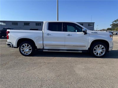 2024 Chevrolet Silverado 1500 High Country 4x4 Crew Cab 5.75 ft. box 147.4 in. WB