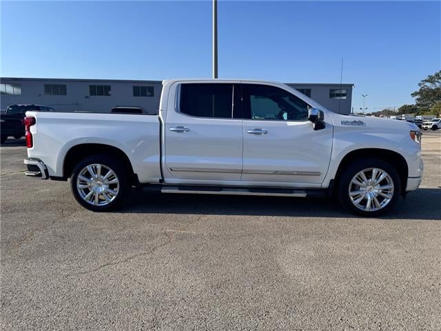 2024 Chevrolet Silverado 1500 High Country 4x4 Crew Cab 5.75 ft. box 147.4 in. WB