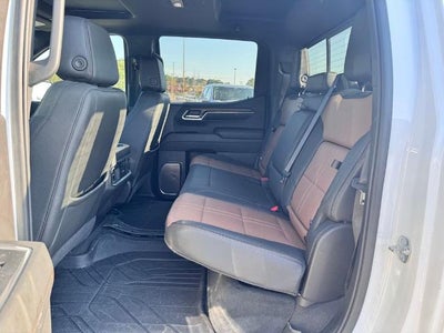 2024 Chevrolet Silverado 1500 High Country 4x4 Crew Cab 5.75 ft. box 147.4 in. WB