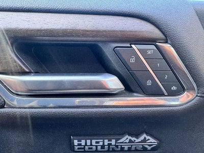 2024 Chevrolet Silverado 1500 High Country 4x4 Crew Cab 5.75 ft. box 147.4 in. WB