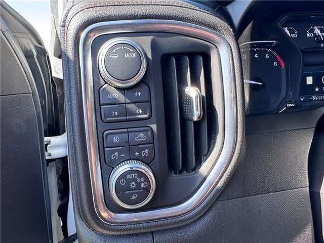 2020 GMC Sierra 1500 AT4 4x4 Crew Cab 5.75 ft. box 147.4 in. WB