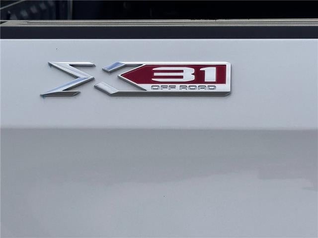 2023 GMC Sierra 1500 SLT 4x4 Crew Cab 5.75 ft. box 147.4 in. WB