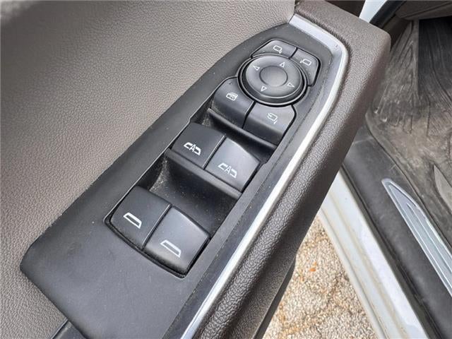 2023 GMC Sierra 1500 SLT 4x4 Crew Cab 5.75 ft. box 147.4 in. WB
