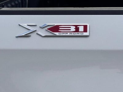 2023 GMC Sierra 1500 SLT 4x4 Crew Cab 5.75 ft. box 147.4 in. WB