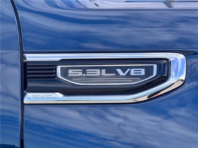 2022 GMC Sierra 1500 SLT 4x4 Crew Cab 5.75 ft. box 147.4 in. WB