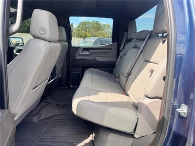 2022 GMC Sierra 1500 SLT 4x4 Crew Cab 5.75 ft. box 147.4 in. WB