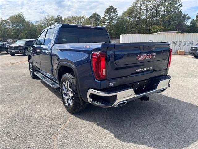 2022 GMC Sierra 1500 SLT 4x4 Crew Cab 5.75 ft. box 147.4 in. WB