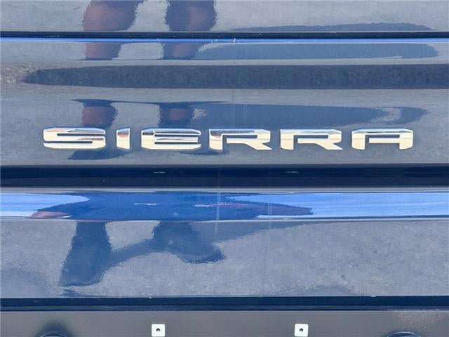 2022 GMC Sierra 1500 SLT 4x4 Crew Cab 5.75 ft. box 147.4 in. WB