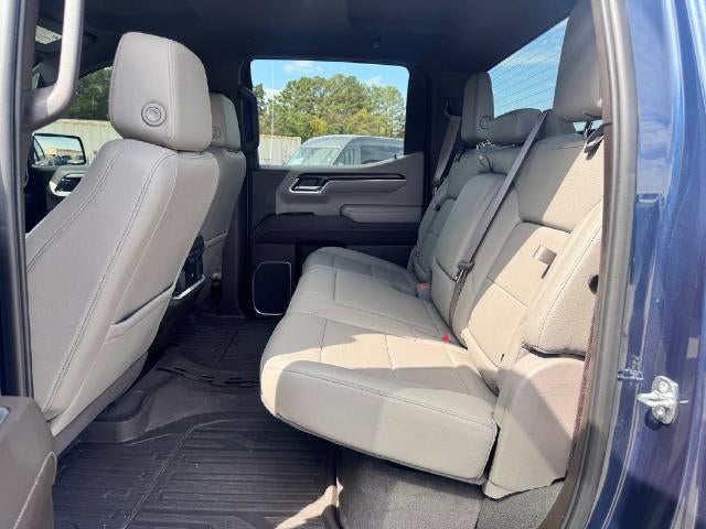 2022 GMC Sierra 1500 SLT 4x4 Crew Cab 5.75 ft. box 147.4 in. WB