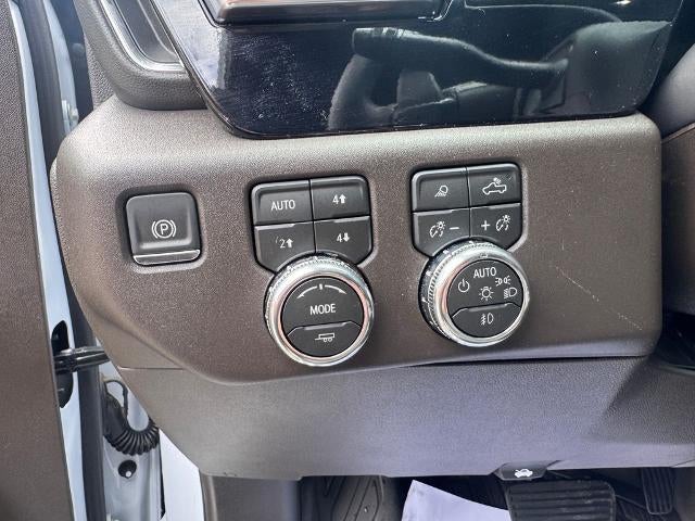 2026 GMC Sierra 1500 SLT 4x4 Crew Cab 5.75 ft. box 147.4 in. WB