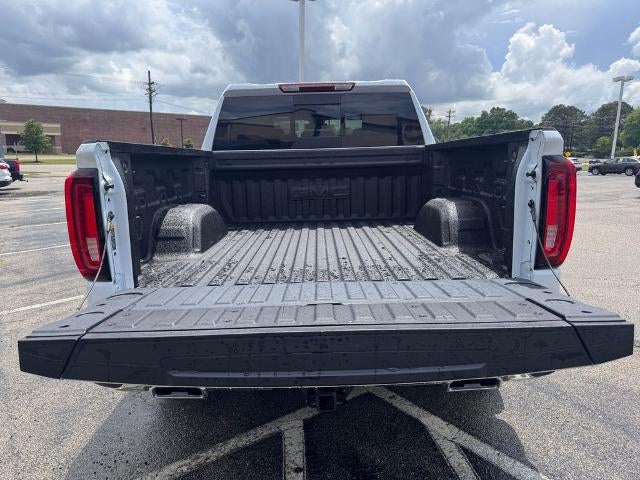 2026 GMC Sierra 1500 SLT 4x4 Crew Cab 5.75 ft. box 147.4 in. WB