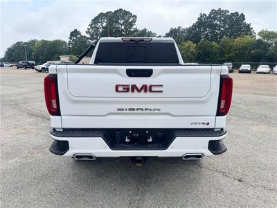 2023 GMC Sierra 1500 AT4 4x4 Crew Cab 5.75 ft. box 147.4 in. WB