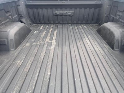 2023 GMC Sierra 1500 AT4 4x4 Crew Cab 5.75 ft. box 147.4 in. WB