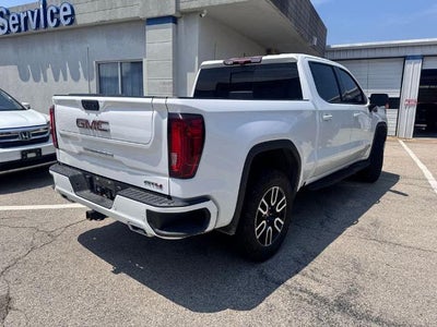 2023 GMC Sierra 1500 AT4 4x4 Crew Cab 5.75 ft. box 147.4 in. WB