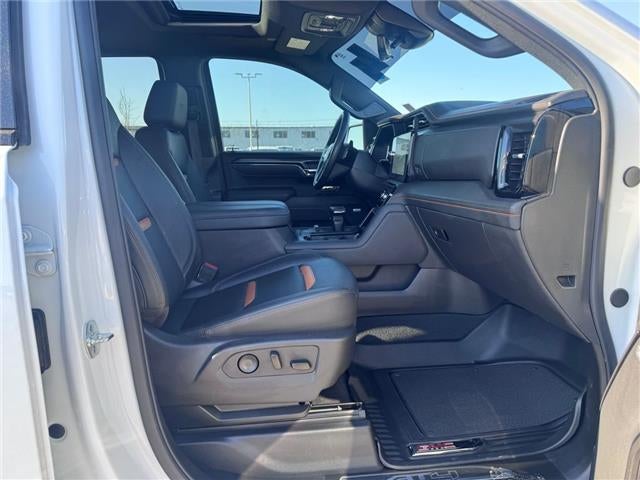 2025 GMC Sierra 1500 AT4 4x4 Crew Cab 5.75 ft. box 147.4 in. WB