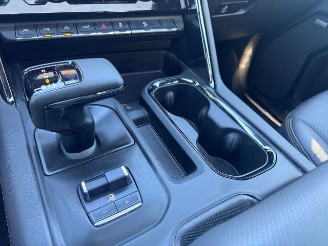 2025 GMC Sierra 1500 AT4 4x4 Crew Cab 5.75 ft. box 147.4 in. WB