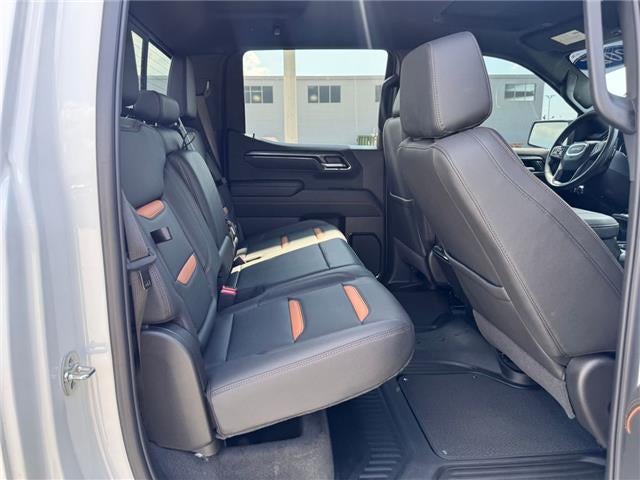 2025 GMC Sierra 1500 AT4 4x4 Crew Cab 5.75 ft. box 147.4 in. WB