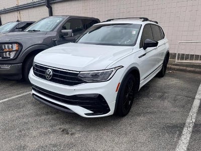 2022 Volkswagen Tiguan 2.0T SE R-Line Black Front-Wheel Drive