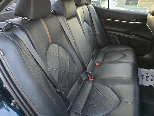 2019 Toyota Camry Hybrid XLE