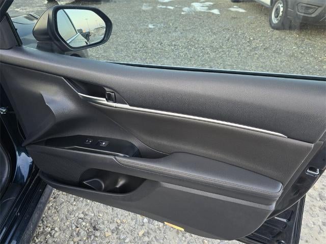 2019 Toyota Camry Hybrid XLE