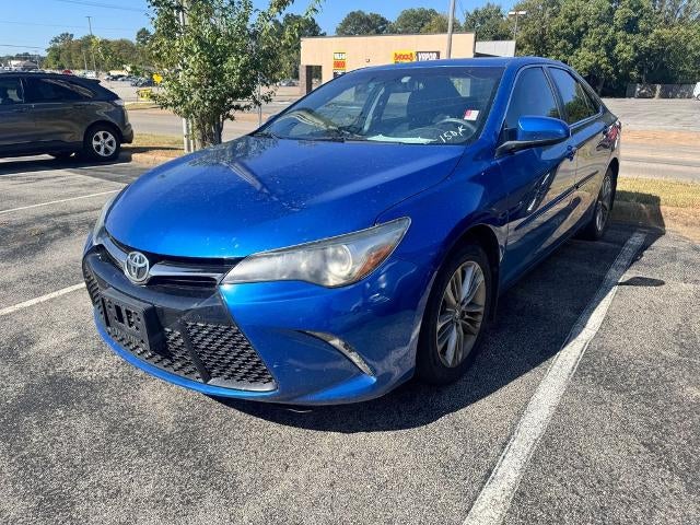 2017 Toyota Camry SE Sedan