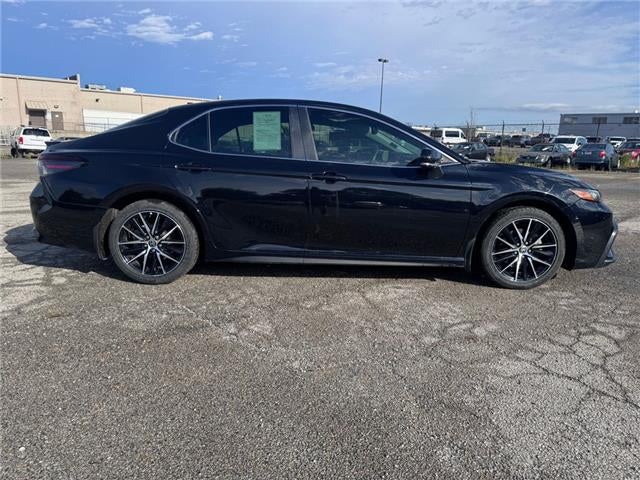 2021 Toyota Camry SE Front-wheel Drive Sedan