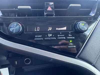 2021 Toyota Camry SE Front-wheel Drive Sedan