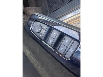 2023 Nissan Pathfinder SL (A9) 4x4