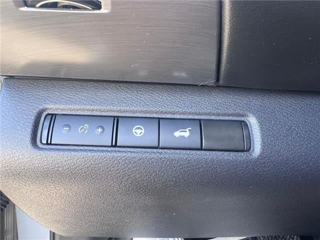 2023 Nissan Pathfinder SL (A9) 4x4