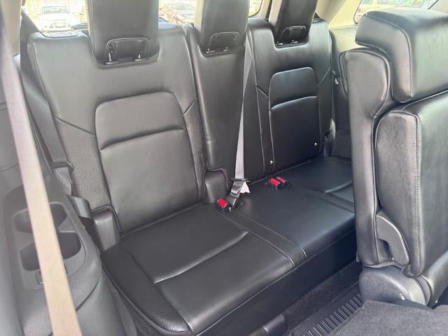 2023 Nissan Pathfinder SL (A9) 4x4