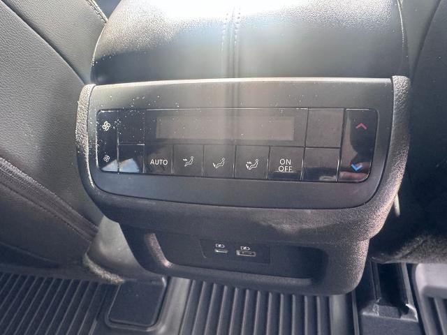 2023 Nissan Pathfinder SL (A9) 4x4