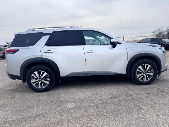 2023 Nissan Pathfinder SL (A9) 4x4