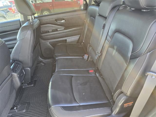 2023 Nissan Pathfinder SL (A9) 4x4